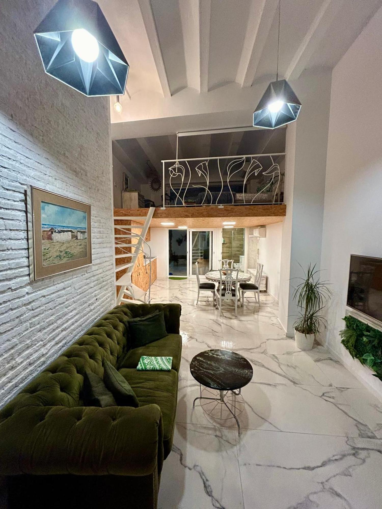 Loft Con Mucha Luz En El Centro Barrio Ruzafa Βίλα Βαλένθια Εξωτερικό φωτογραφία