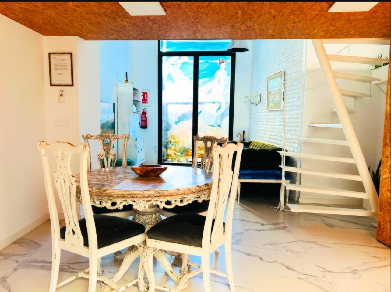 Loft Con Mucha Luz En El Centro Barrio Ruzafa Βίλα Βαλένθια Εξωτερικό φωτογραφία